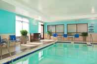 Swimming Pool SpringHill Suites by Marriott Chesapeake Greenbrier