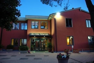 Exterior 4 Hotel Marzia