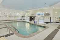 Swimming Pool Fairfield Inn & Suites by Marriott Cartersville