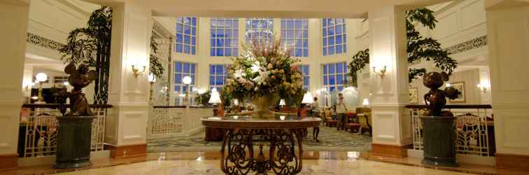 Lobi Hong Kong Disneyland Hotel