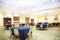 Functional Hall GreenTree Inn & Suites Florence