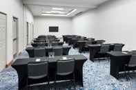 Functional Hall Hilton Garden Inn Lake Forest Mettawa