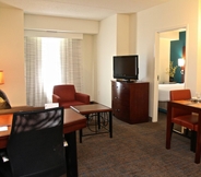 Bedroom 7 Residence Inn Newport News Airport