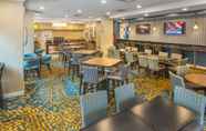 Restaurant 4 Residence Inn by Marriott Moncton