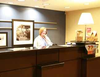 Lobby 2 Hampton Inn Topeka