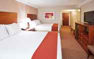 Bedroom 6 Holiday Inn Express Hotel & Suites Niagara Falls, an IHG Hotel