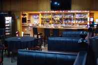 Bar, Kafe dan Lounge Causeway Bay Hotel Sparwood