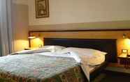 Kamar Tidur 2 Art & Hotel Treviolo