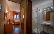In-room Bathroom 5 TH Cinisi - Florio Park Hotel
