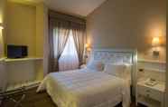 Bilik Tidur 7 TH Cinisi - Florio Park Hotel