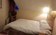 Bilik Tidur 5 Grand Ash Hotel