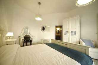 Bedroom 4 Armeni Village Rooms & Suites