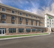 Exterior 6 Holiday Inn Casper East - Medical Center, an IHG Hotel