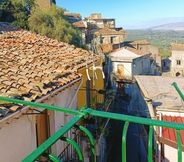 Nearby View and Attractions 4 Albergo Diffuso Borgo Santa Caterina "Quartiere Ebraico"