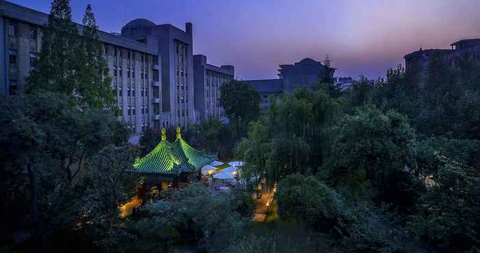 Bangunan Mercure on Renmin Square Xian