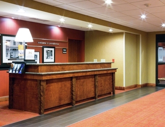 Lobby 2 Hampton Inn Pendleton