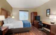 Bedroom 5 Comfort Inn & Suites near Ontario Airport