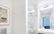 Toilet Kamar 5 Suites et Hotel Helzear Etoile