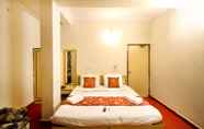 Kamar Tidur 5 Hotel Rinn Residency Jubilee Hills