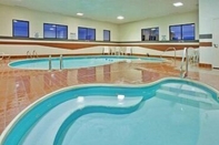Swimming Pool Baymont by Wyndham West Plains