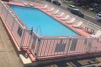 Swimming Pool Flamingo Motel