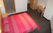 Kamar Tidur 7 Red Flag Canal Intl Youth Hostel