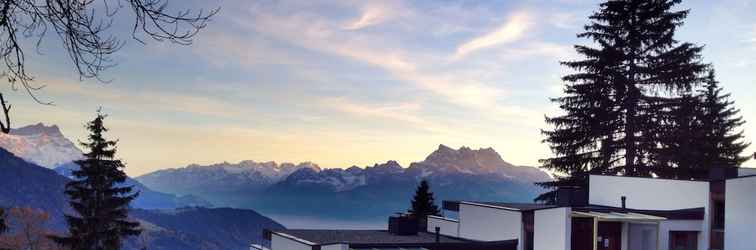 Exterior Leysin Lodge