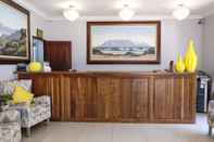 Lobi Waterkloof Guest House