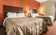 Kamar Tidur 6 Quality Inn & Suites