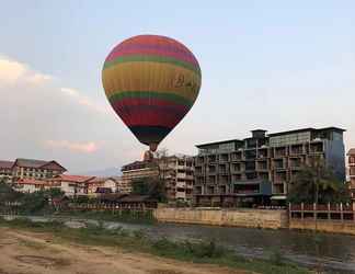 Luar Bangunan 2 Army Backpackers Hostel