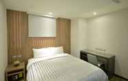 Bedroom 5 Ximen Hotel B