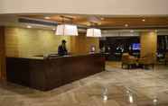 Lobby 5 Country Inn & Suites By Radisson Jammu