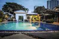 Kolam Renang Villa Navin Premier Pool Villa