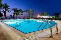 Swimming Pool Kilikya Hotel