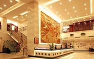 Lobi 2 Yantai Jinghai Hotel
