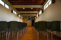 Functional Hall Hosteria Tonusco Campestre