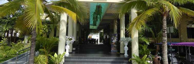 ภายนอกอาคาร Oasis Garden & Pool Villa at VIP Resort