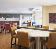 Restaurant 3 TownePlace Suites by Marriott Austin Round Rock