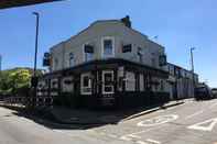 Exterior The Bridge Inn