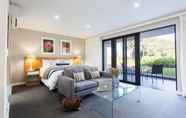 Bedroom 5 Pearl Valley Hotel by Mantis