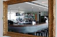 Quầy bar, cafe và phòng lounge Rocksalt