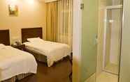 Bedroom 3 Greentree Inn Zhejiang Ningbo East Bus Station Express Hotel