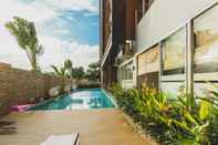 Kolam Renang Condo in Karon in Chic Condo (Unit A609)