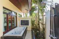 Swimming Pool Villa in Bangtao in Les Palmares Villa 8