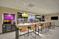 Bar, Cafe and Lounge Home2 Suites by Hilton Hanford Lemoore