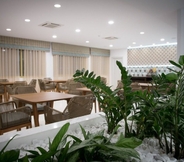 Restoran 7 H Hotel Zephyros