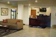 Lobby Cobblestone Inn & Suites – Soda Springs