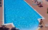 Swimming Pool 6 Tenuta Mauri - Agriturismo Vota