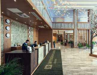 Lobby 2 Wyndham Garden Astana