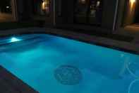 Swimming Pool 21 Klein Karoo Street